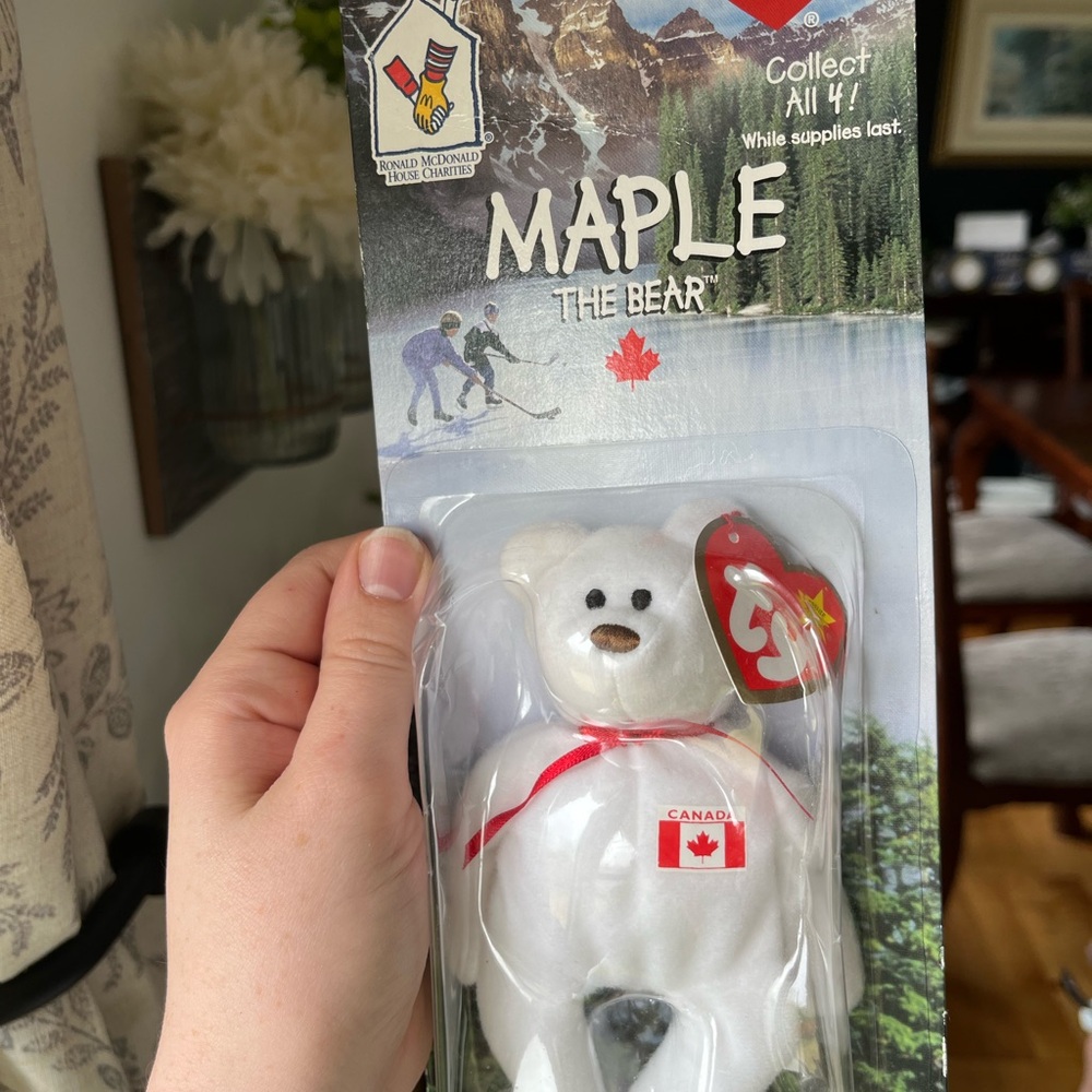 Vintage Ty Maple Bear with Canadian Emblem